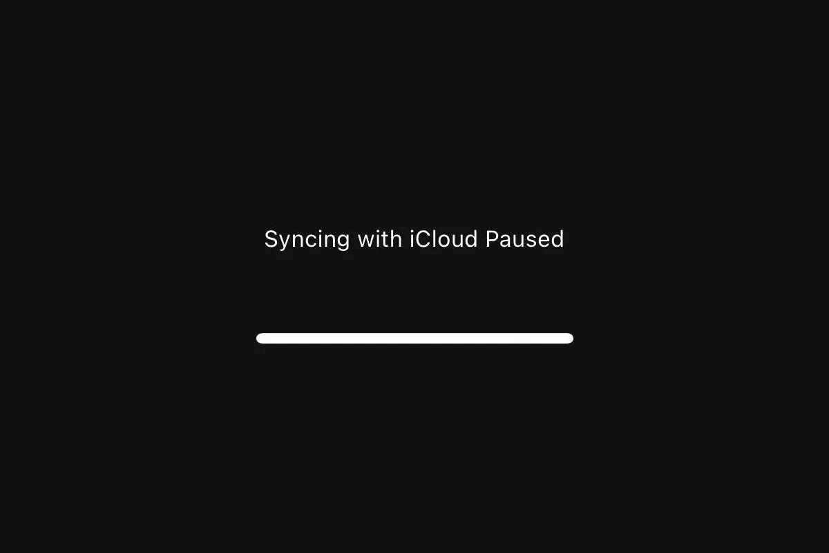 Syncing with iCloud Paused